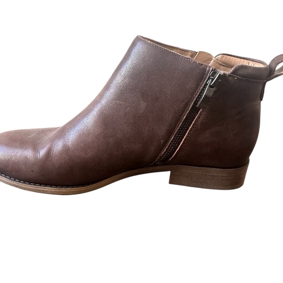 Franco Sarto Women’s Size 9.5 Ankle Booties Brown Leather with Side Zippers - Picture 5 of 12